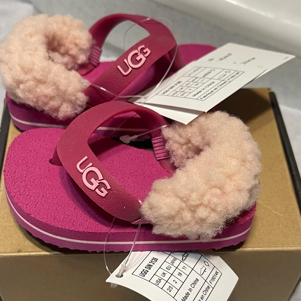 NOR Kids Pink Fluffy Sandals Size 2/3
